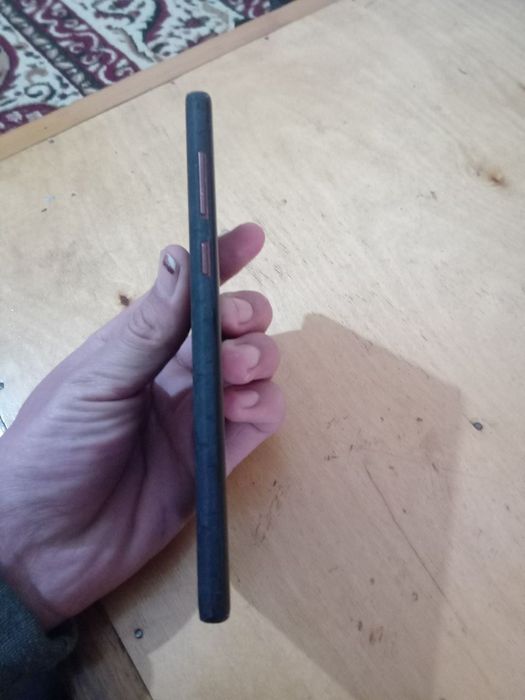 Samsung galaxy note 9 128/6 usta ko‘rmagan