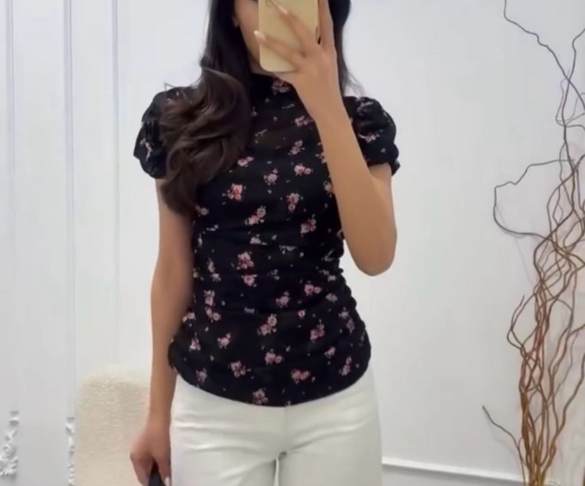 Нежная кофта,блузка