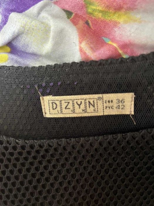 Продаю платье на девушку в отличном состоянии