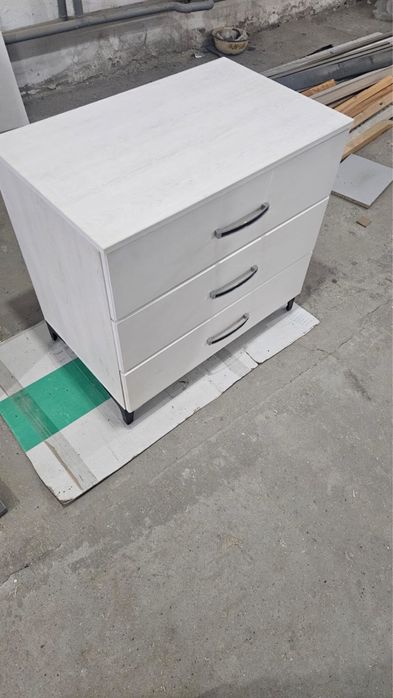 Комод новый продам