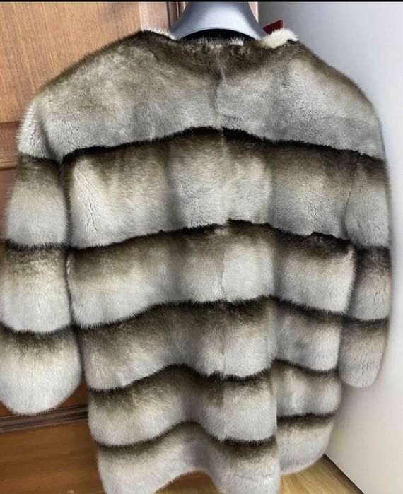 Продам шубу норковую