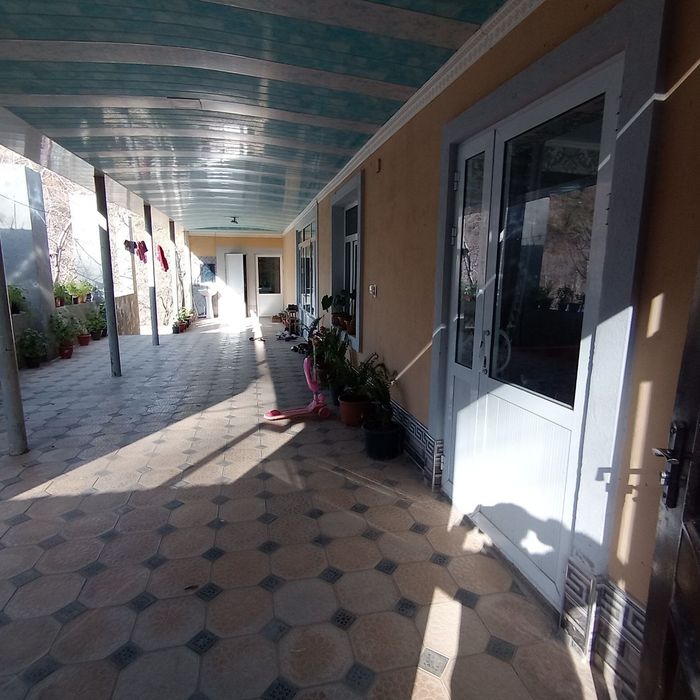 Tayor Dacha sotiladi 6 sotox Brichmullada