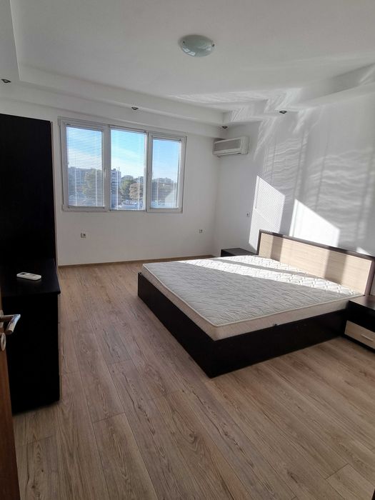 Дава се под наем Тристаен апартамент в Пловдив, Кючук Париж - 76 кв.м за 408 € - Снимка #16