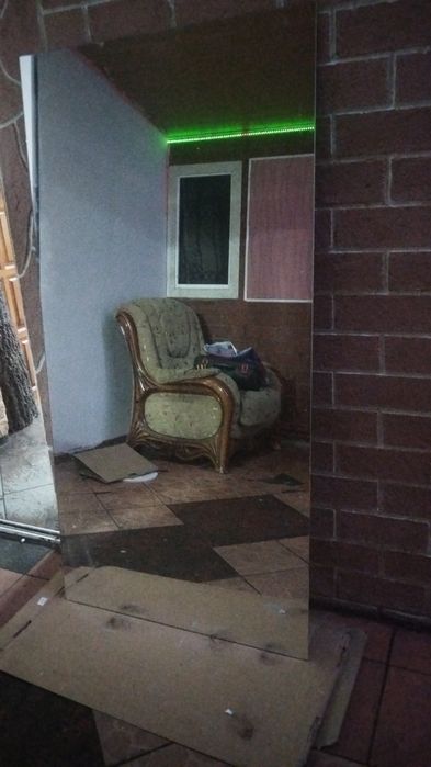 Продам зеркало большое