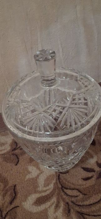 Всичко в розово стъкло