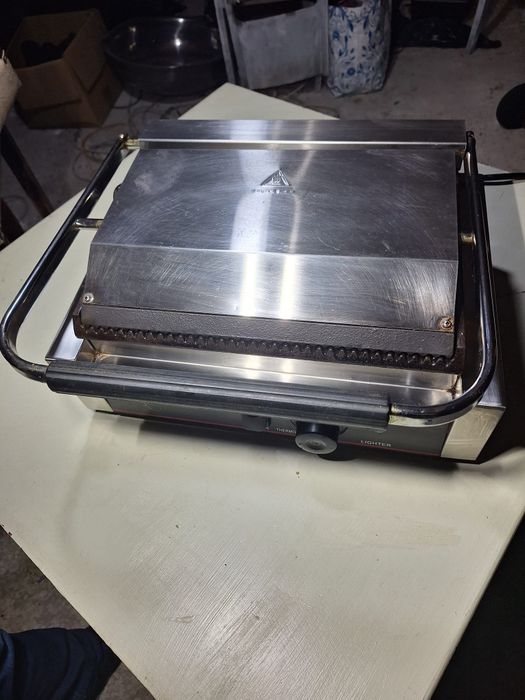 Grill electric profesional