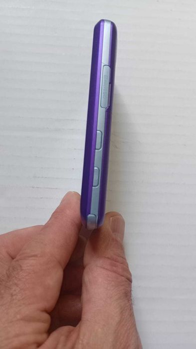 Телефон LG - KP502