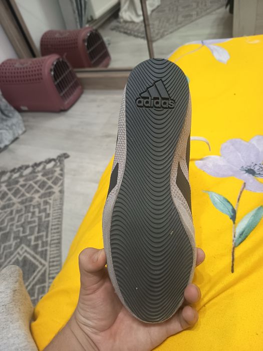 Ghete box noi nouțe