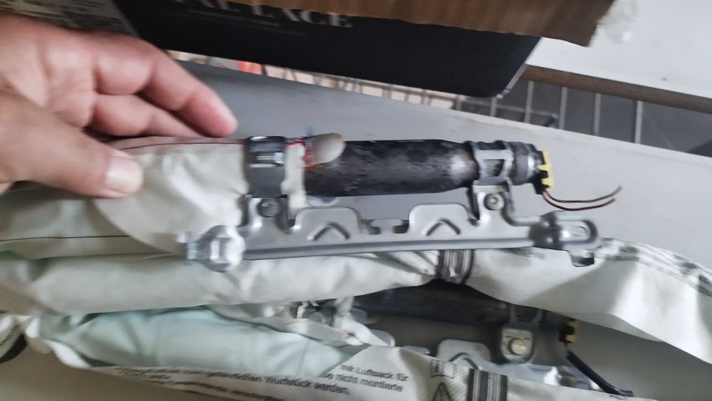 Mercedes GLA класа - оригинален еърбег тип „завеса“ (Curtain Airbag) 2015-2019