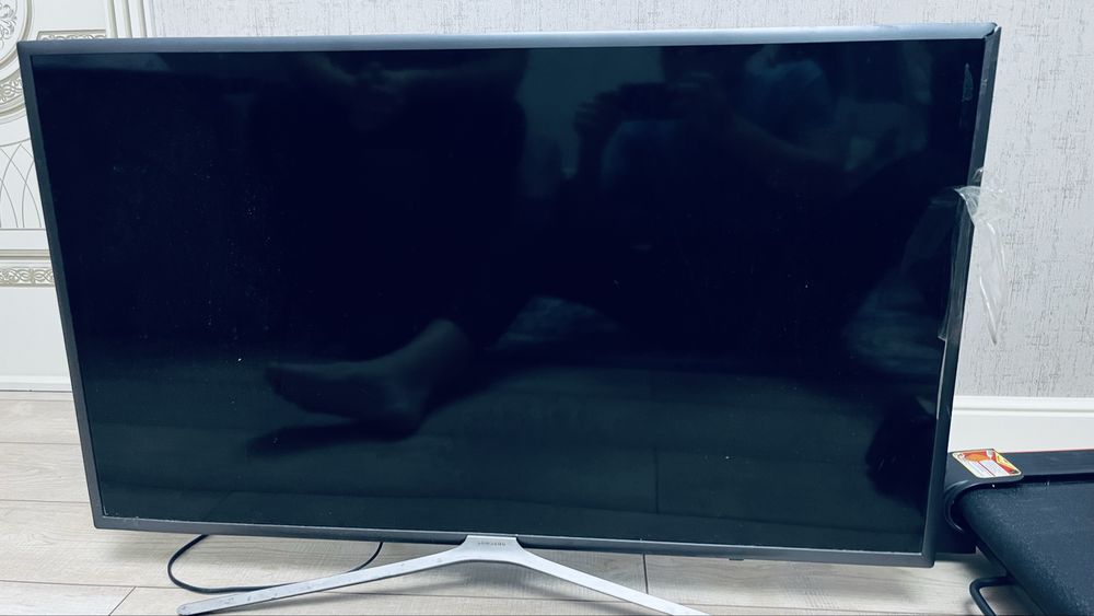 Samsung на запчасти сломан экран