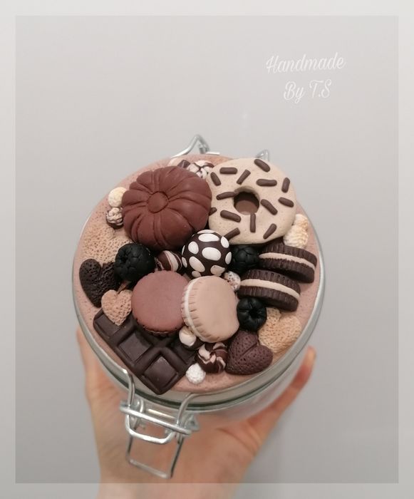 Буркан от полимерна глина