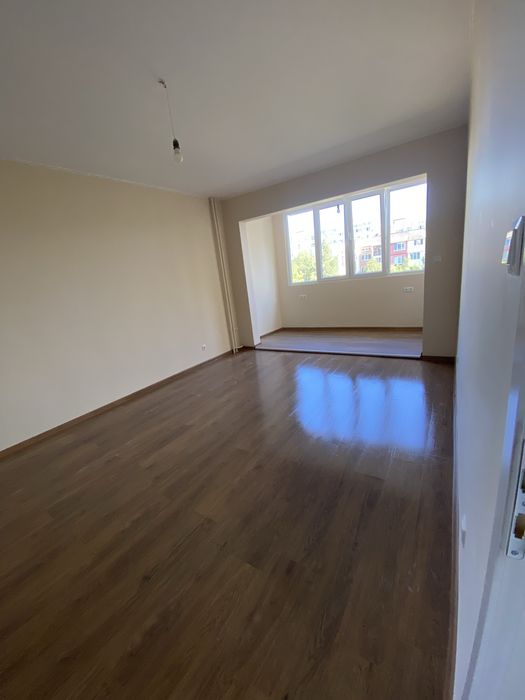 Продавам апартамент ,находящ  се в Обеля-2