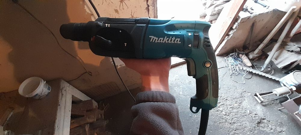 Перфоратор макита