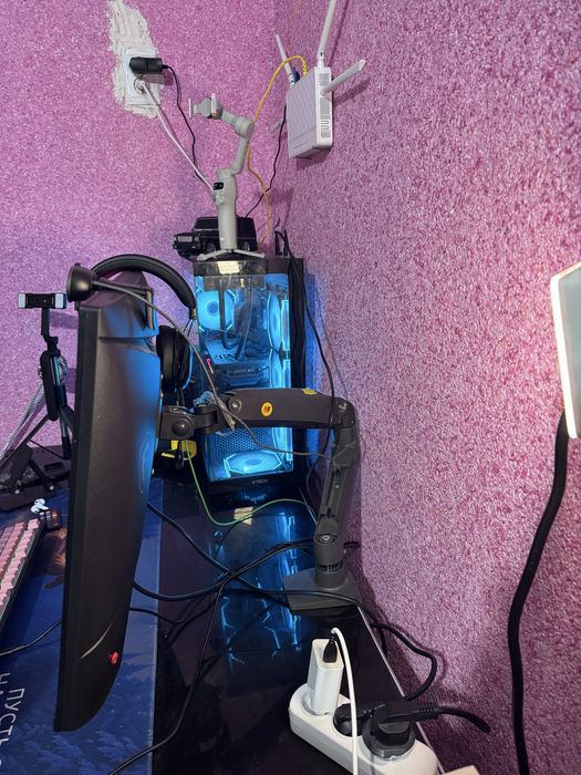 Kompyuter setup strimer va gamerlar uchun