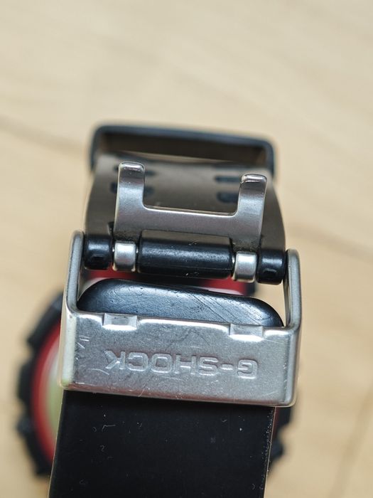 Часовник Casio G-Shock GA-100