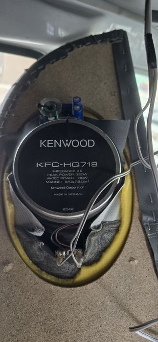 Kenwood 718 sotiladi