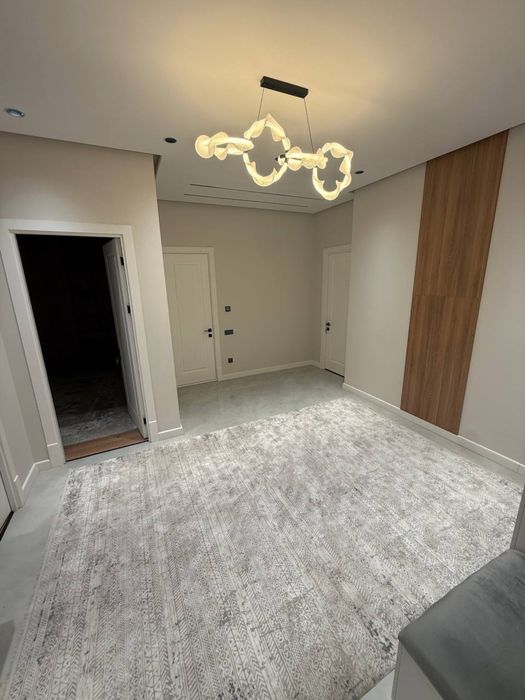 Kvartira sotiladi srochno