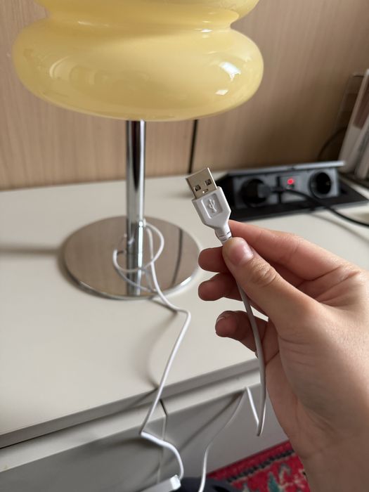 Настольная лампа USB / Дизайнерский светильник