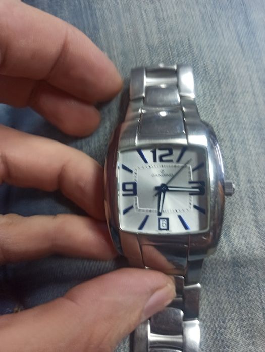 Продам швейцарские часы CANDINO