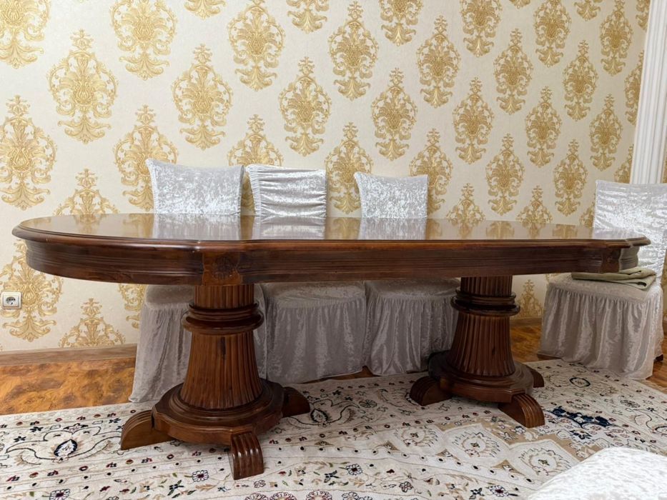 Продам Стол б/у.