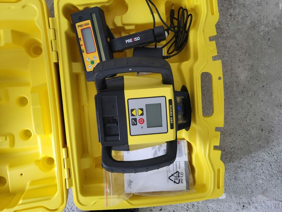 Laser Leica Rugby 680