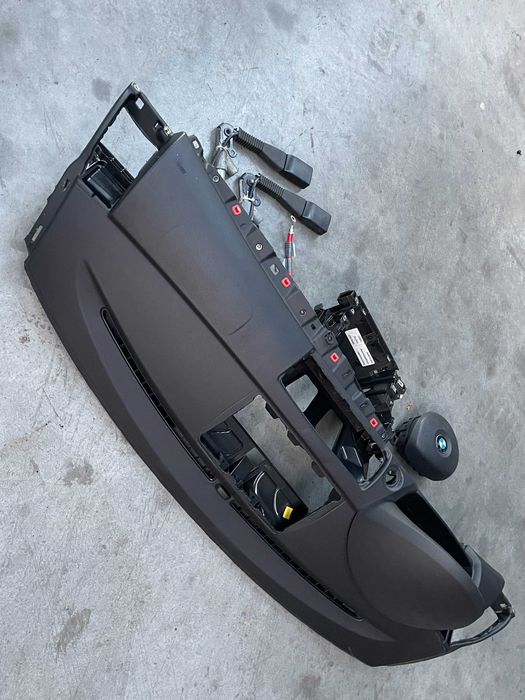 Kit airbag Bmw seria 1 E81/E82/E87/E88 LCI cu navigatie