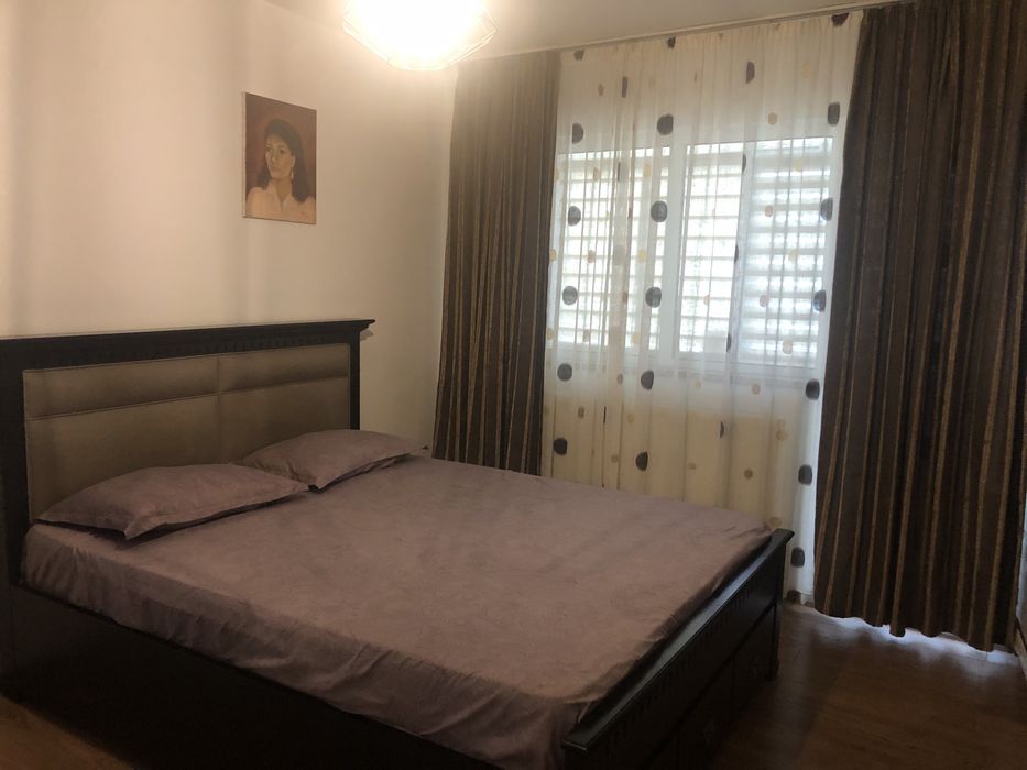 Inchiriez garsoniera situata ultracentral, Bld A. I. Cuza in bloc de apartamente