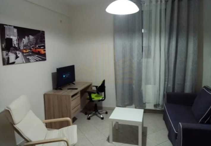 Дава се под наем Тристаен апартамент в Пловдив, Каменица 1 - 85 кв.м за 448.8 € - Снимка #2