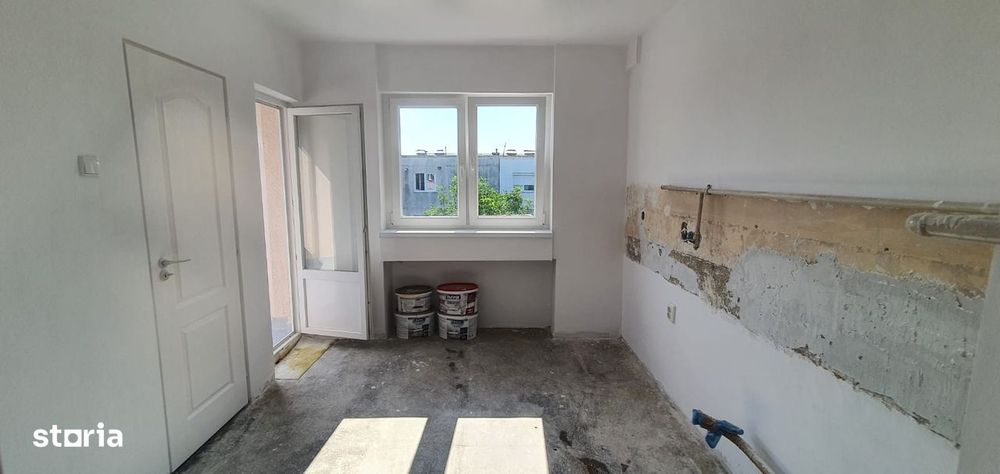 ap. 3 cam MVI str. Gladiolei 6 et 4 , 2 bai , 820 Eu/ mp