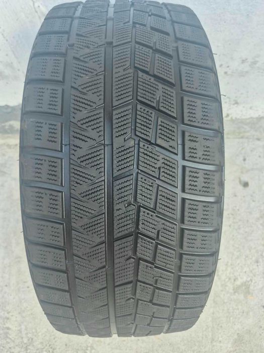235/45R18 Transmate