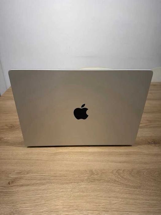 Best buy/MacBook Pro / M3