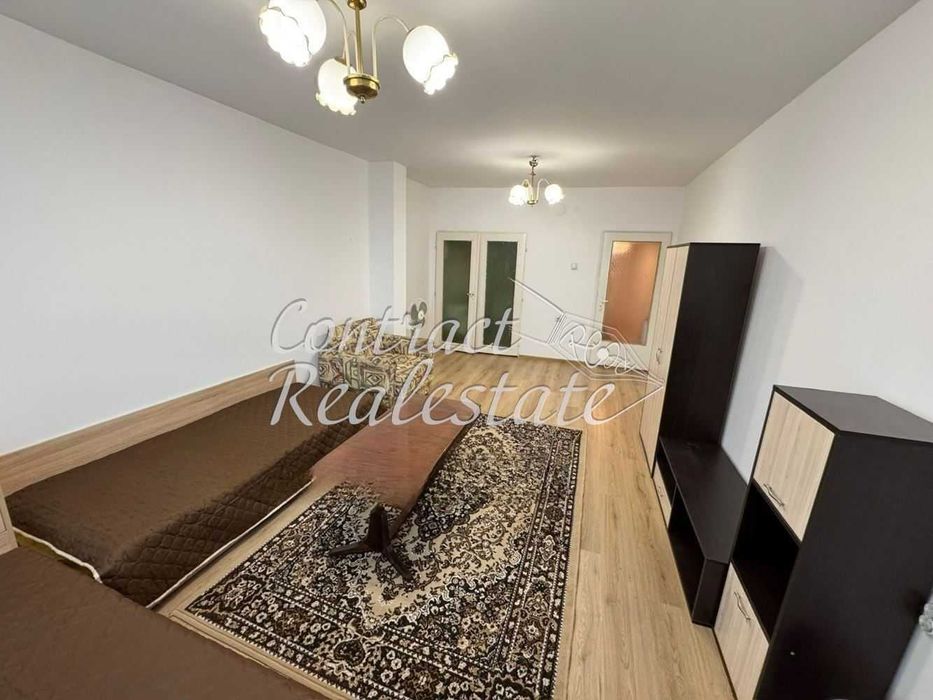Дава се под наем Едностаен апартамент в Варна, ЖП Гара - 40 кв.м за 350 € - Снимка #2