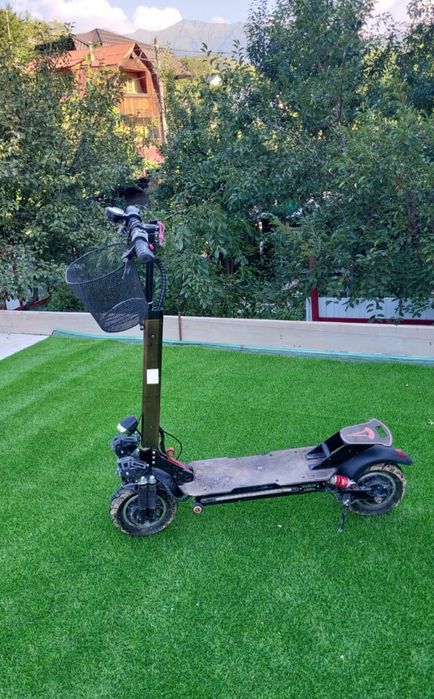 Электрический самокат продаю