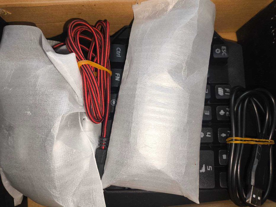 Игровой комплект клавиатура и мышь для телефонов