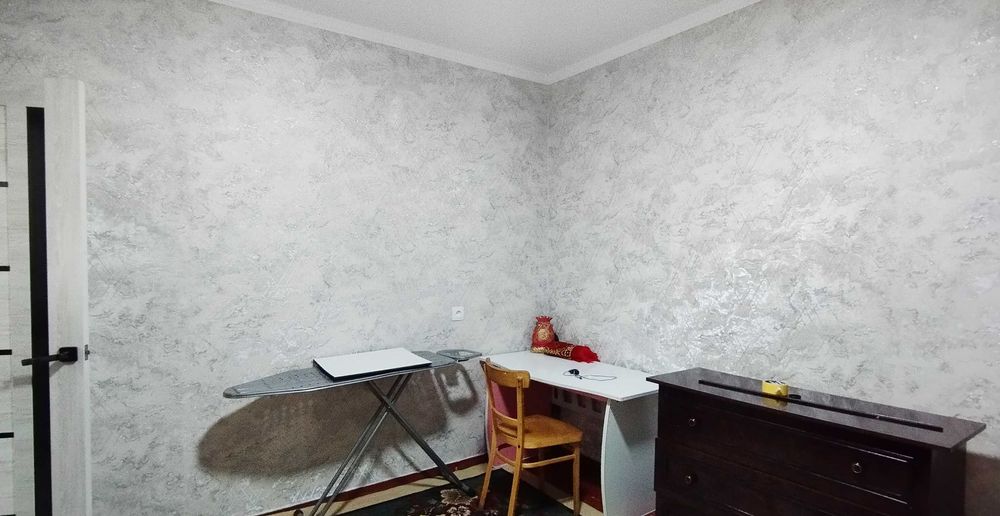 Дукент 14-кварталда 3 хонали квартира сотилади