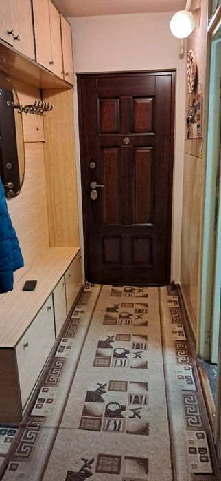 Vand apartament 4 camere, 80 m2, etaj 1,  M16.