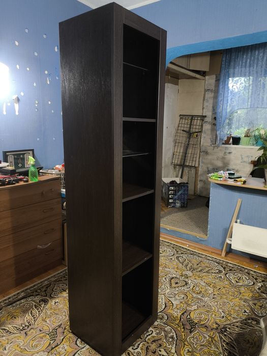 В продаже Шкаф пенал.