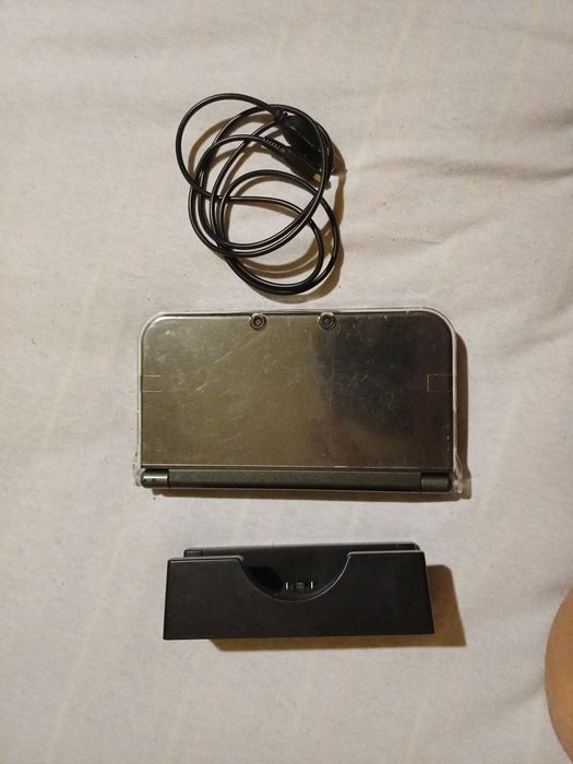 New Nintendo 3ds LL (Прошитая)