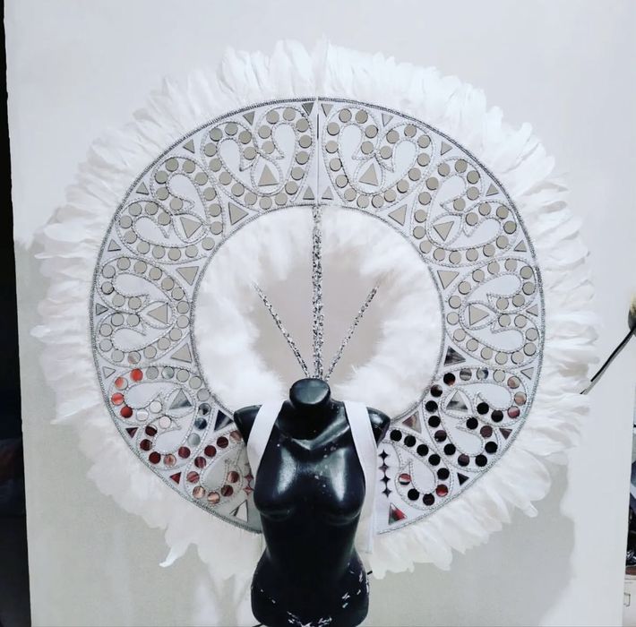 Той көйлектері сатылады