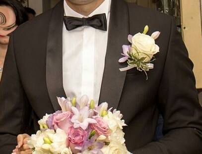 Costum ginere impecabil