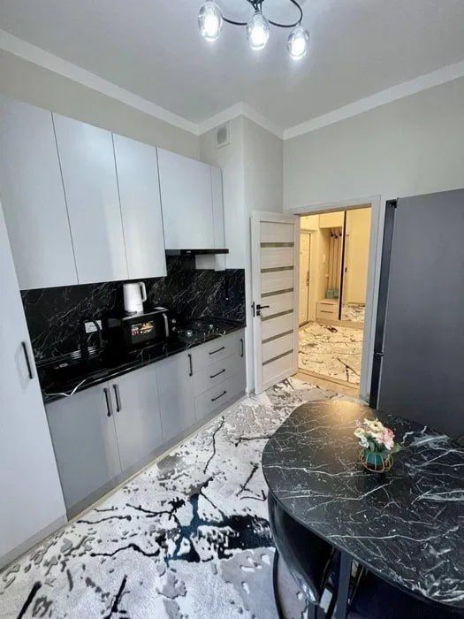 Сдаю 2-х ком квартиру на Лабзаке Шайхантахурском