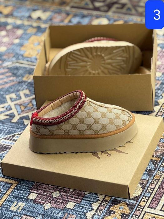 Ugg-uri diferite modele