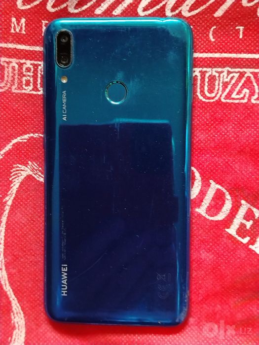 Продаётся Huawei Y7 (2019)