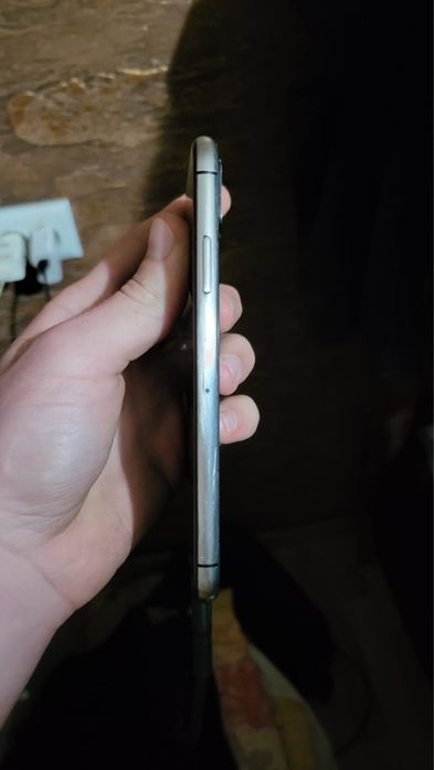 продам айфон x 256