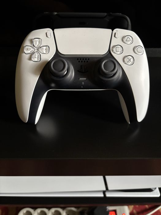 Play station 5 slim digital