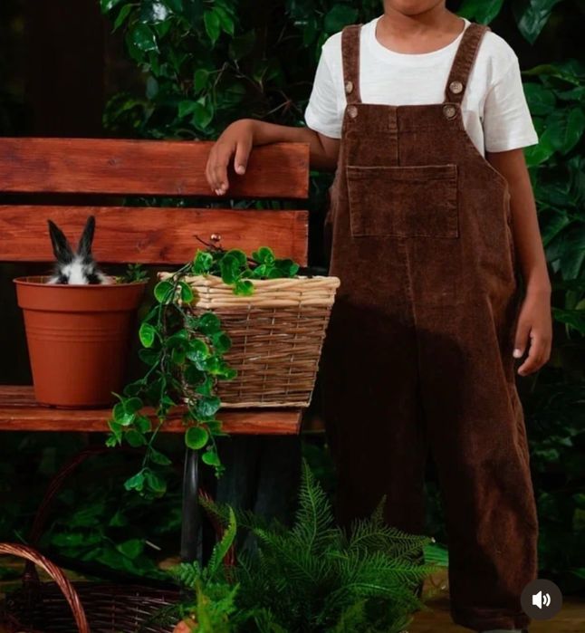 Продам вельветовый полукомбинезон