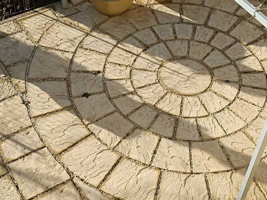 Set matrite pavaj rotund pt gradini,spatii verzi!