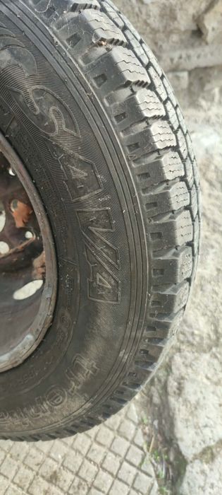 Зимни гуми за бус