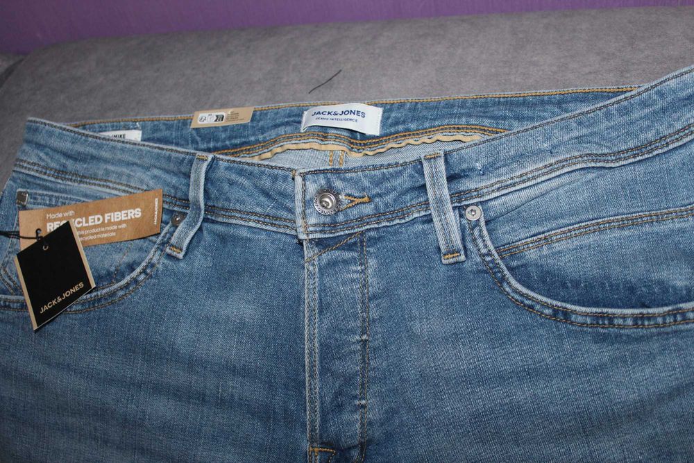 Дънки LEE COOPER чисто нови,сини и черни N36 ,един чифт JACK&JONES N36
