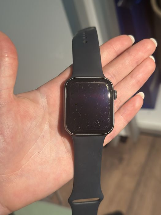 Apple watch SE използван